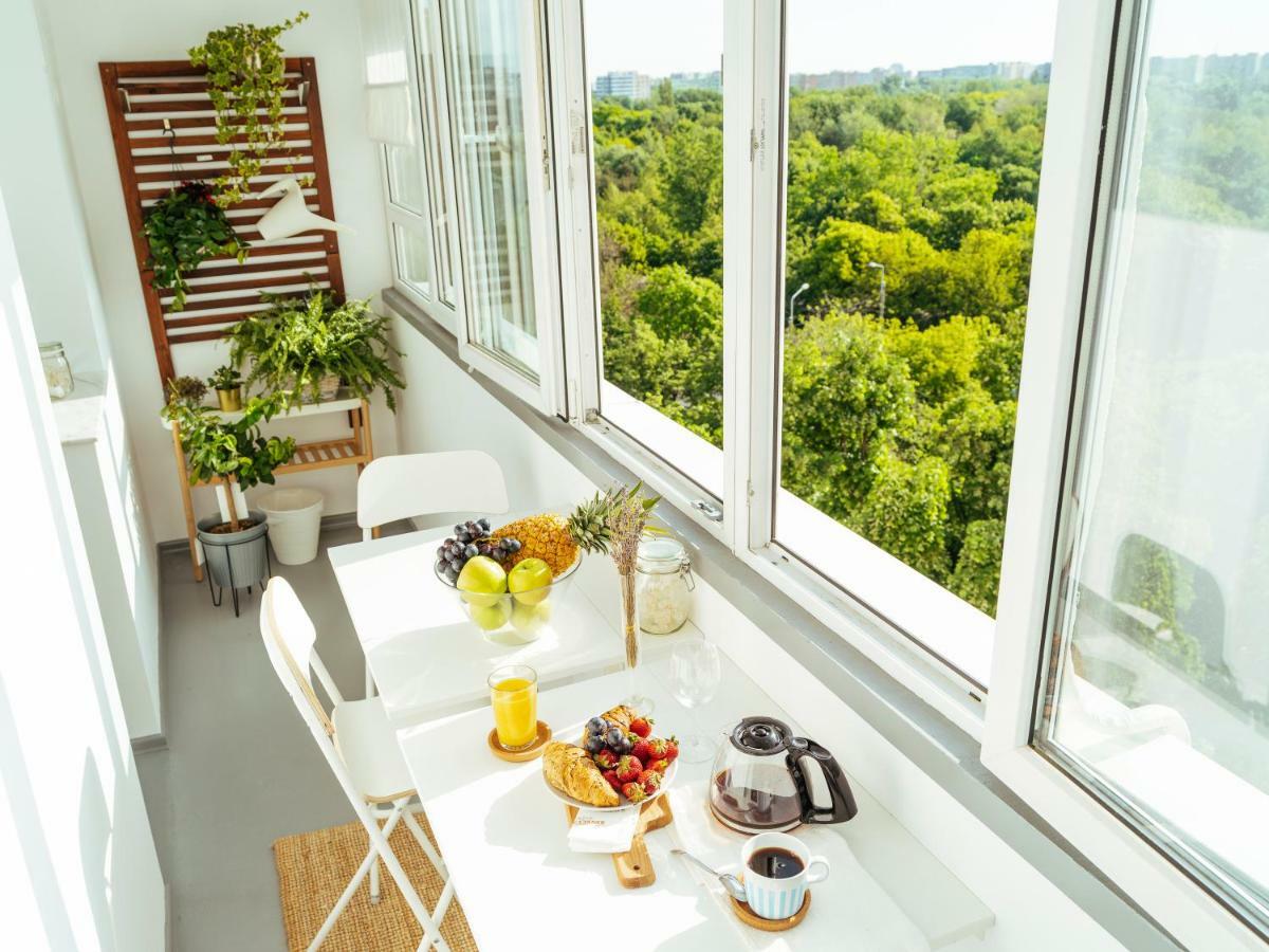 Parklake Design Apartment - Fabulous View - Netflix Бухарест Экстерьер фото